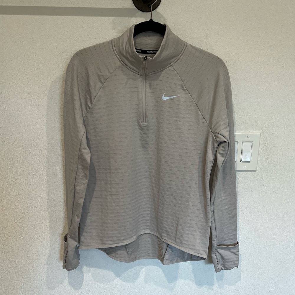 NIKE • therma fit half zip